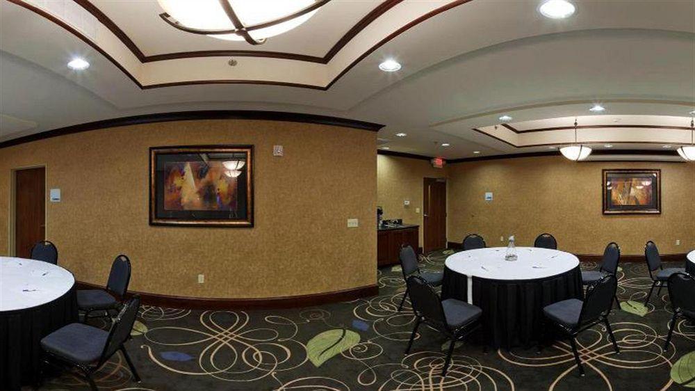 Holiday Inn Express & Suites Poteau By Ihg Esterno foto